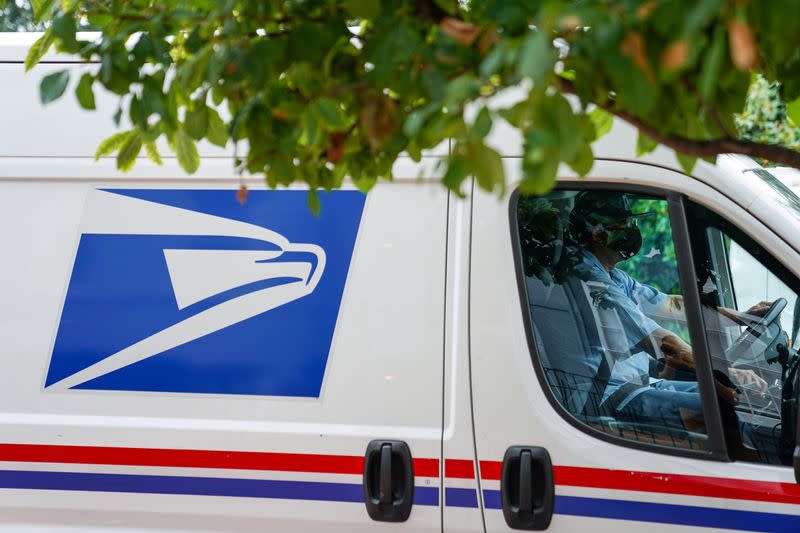 Stimulus Bill Negotiations Stall on Postal Service Funding