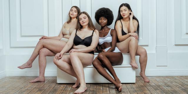 The NHS is launching a bra that comes with a reminder to check your breasts  – here's how to do it - Yahoo Sport