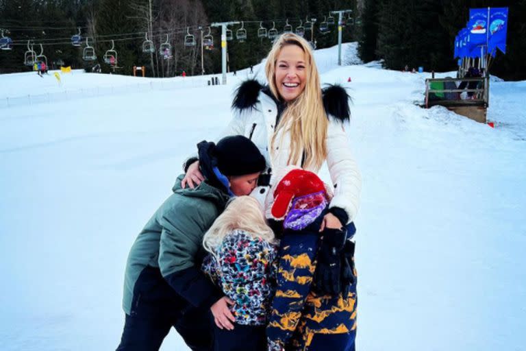 Hace unos días la familia Lopilato-Bublé se agrandó y Noah, Elías y Vida le dieron la bienvenida a su nueva hermanita 