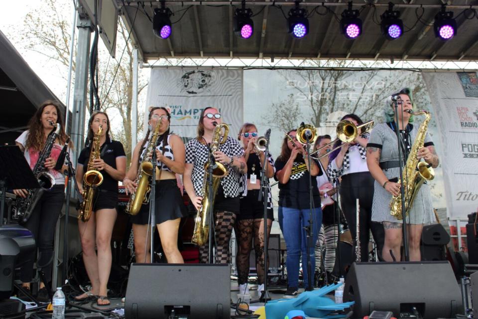 The mighty horn-squad of Rude Girl Revue. (Credit: Frank Augustyn)