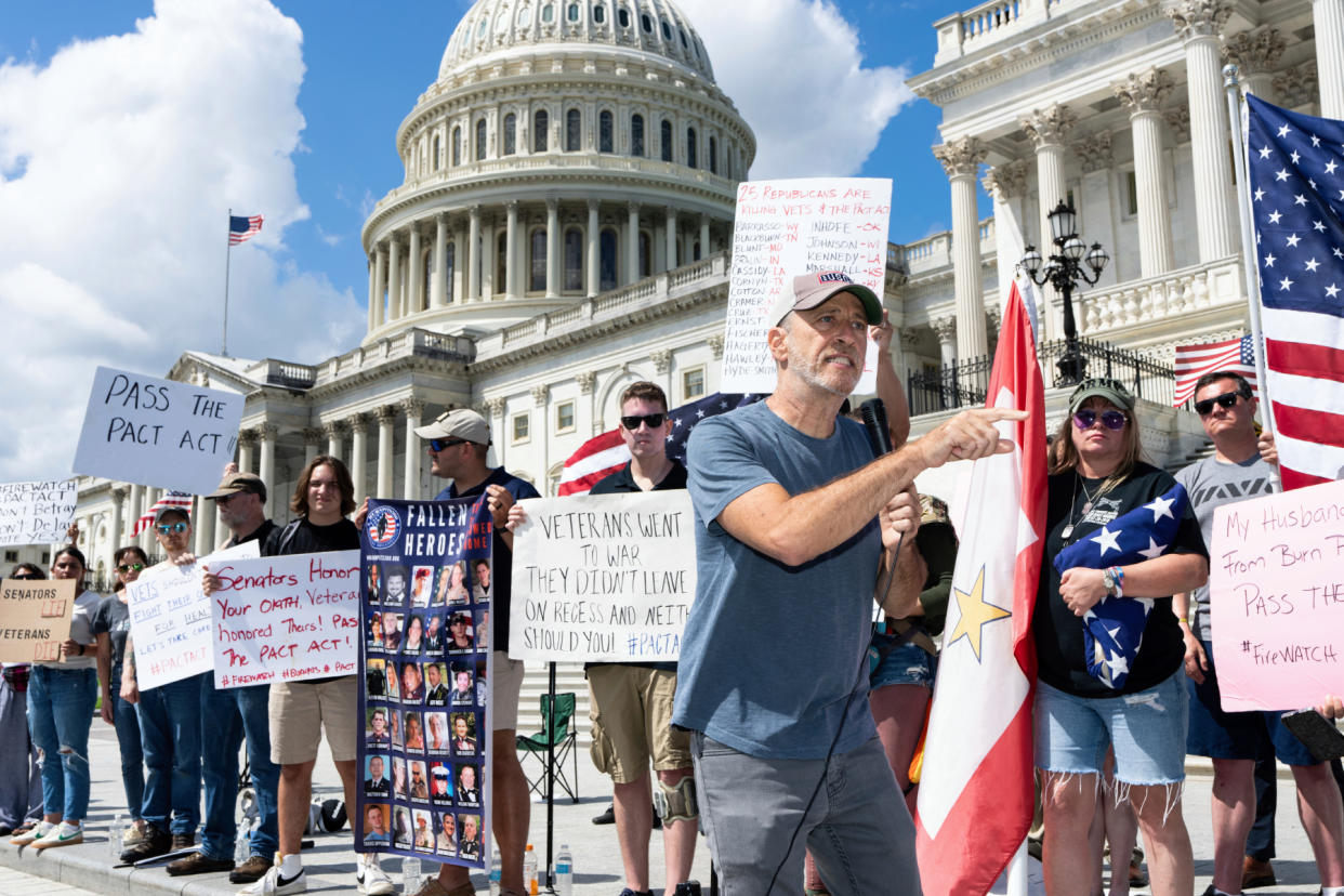 Jon Stewart Burn Pits - Credit: Bill Clark/CQ Roll Call/AP Images