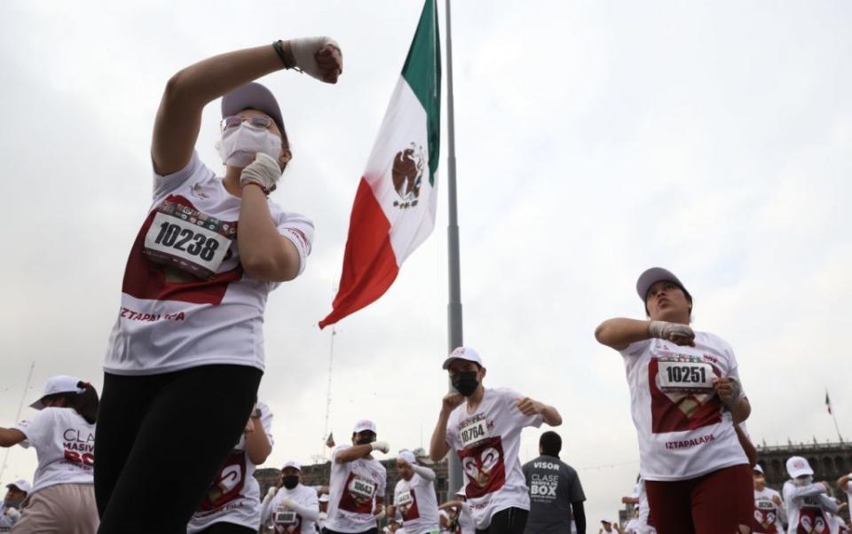 Clase de boxeo en el zocalo/Foto: Edgar Negrete | Cuartoscuro.