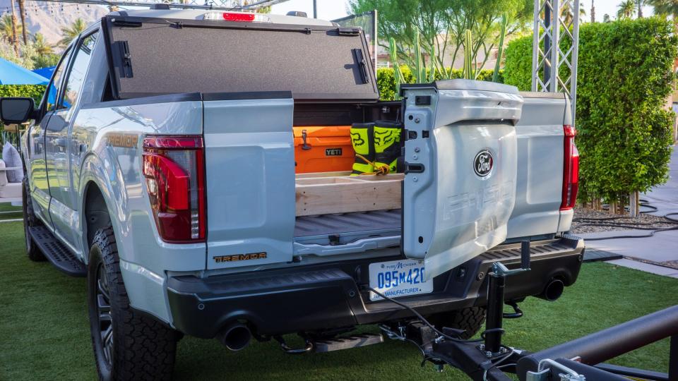 2024 Ford F-150's Pro Access Tailgate Is One Seriously Over-Engineered Door—And I Love It photo