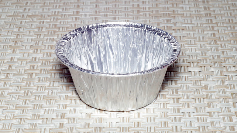 aluminum foil pie tin