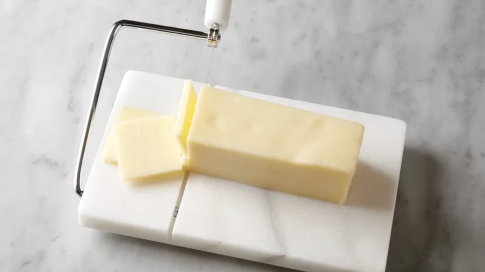 Best Wayfair gifts: Cheese board