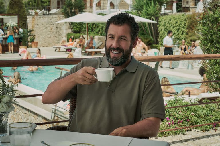 Adam Sandler se luce en Garra