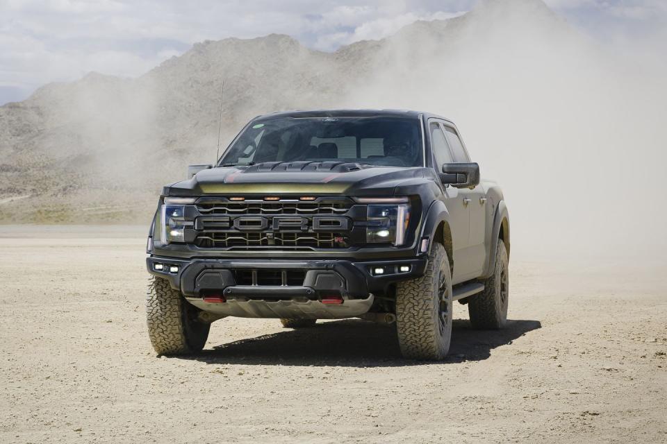 2024 ford f150 raptor r