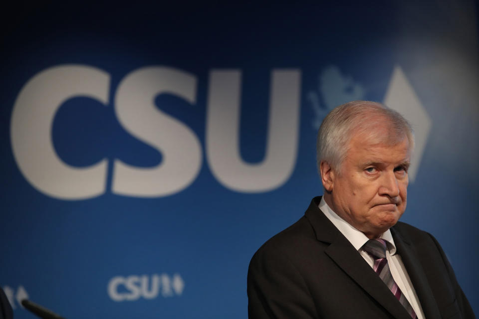 Nach zehn Jahren soll Seehofer seinen Posten als CSU-Chef räumen. (Bild: Sean Gallup/Getty Images)