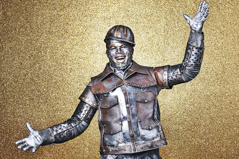 Ne-Yo as the Tin Man