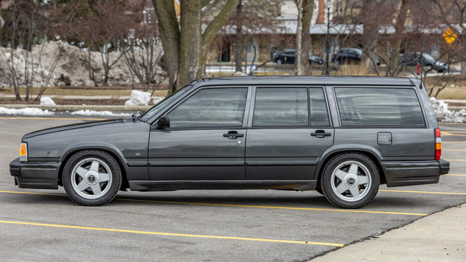Paul Newman's 1988 Volvo 740 Turbo wagon from the side