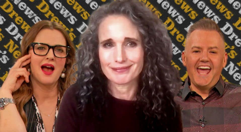 Andie MacDowell spricht offen darüber, wie sie ihre „coolen“ grauen Haare lieben lernte