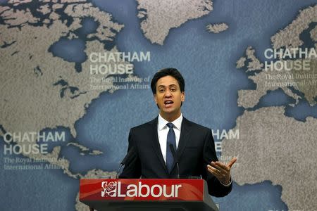 Britain's opposition Labour party leader Ed Miliband addresses an audience during a campaign event in London, Britain, April 24, 2015. REUTERS/Stefan Wermuth