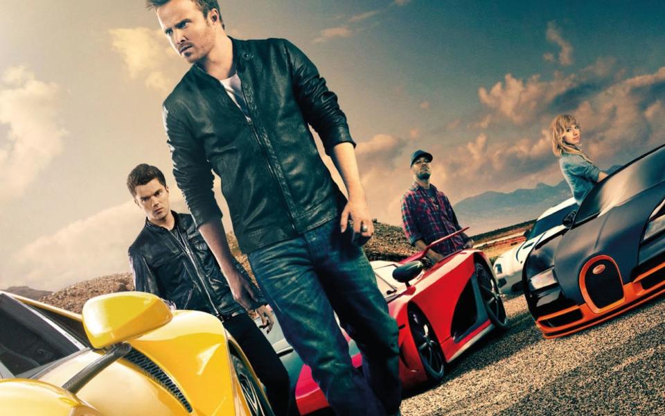 Kinoreife Cutscenes hatten mehrere "Need for Speed"-Games, doch 2014 gab es Filmreifes in Spielfilmlänge auf der großen Leinwand. Unter anderem mit Aaron Paul, Michael Keaton ("Batman") und Dakota Johnson ("Shades Of Grey"). Der Plot des Action-Thrillers war so dünn wie die Profiltiefe eines Reifensatzes nach einem Straßenrennen. (Bild: Highlight / Paramount)