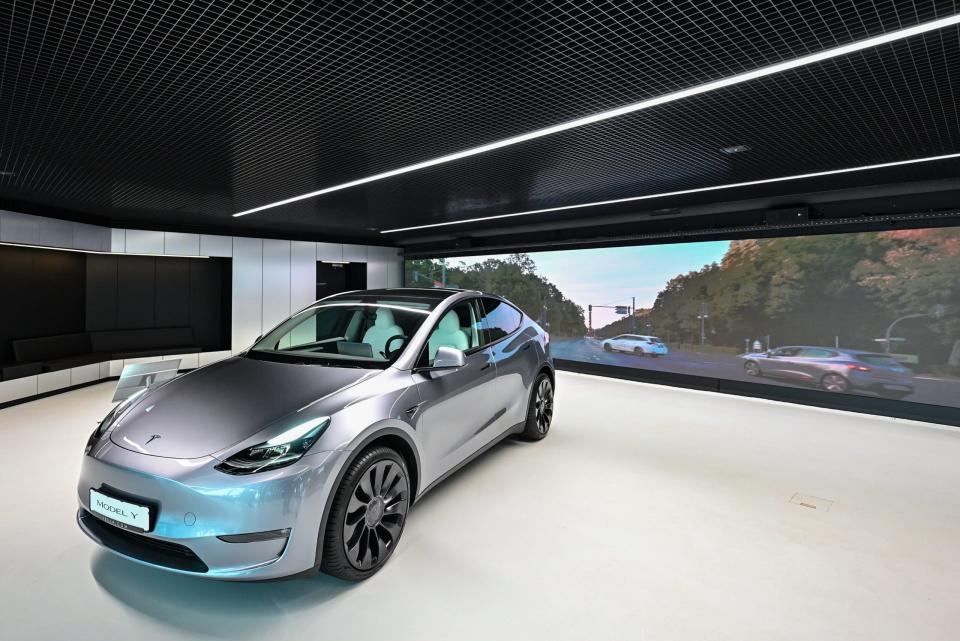 Tesla-Autos haben es gerade auf die Liste der zugelassenen Fahrzeuge einer lokalen Regierung in China geschafft. - Copyright: picture alliance/Getty