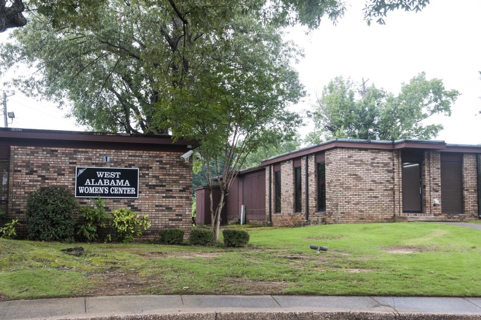 Directly next to Gray's clinic, West Alabama Women's Center, stands the anti-abortion Choices Pregnancy Clinic. (Photo: Chloe Angyal/HuffPost)