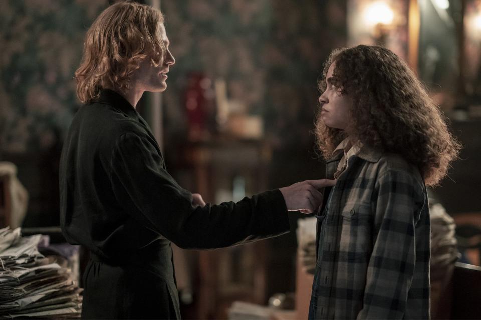 Sam Reid as Lestat De Lioncourt and Bailey Bass as Claudia - Interview with the Vampire _ Season 1, Episode 5 - Photo Credit: Alfonso Bresciani/AMC