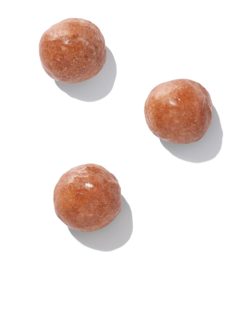 Dunkin' Retail 23 Window 5 Retouched Product Image: Pumpkin Munchkins (3) (overhead view)
(image + shadow + white background/transparency)