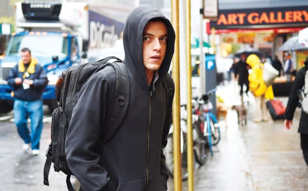 Mr. Robot' Season 2 Cast: Michael Cristofer and Stephanie Corneliussen  Promoted