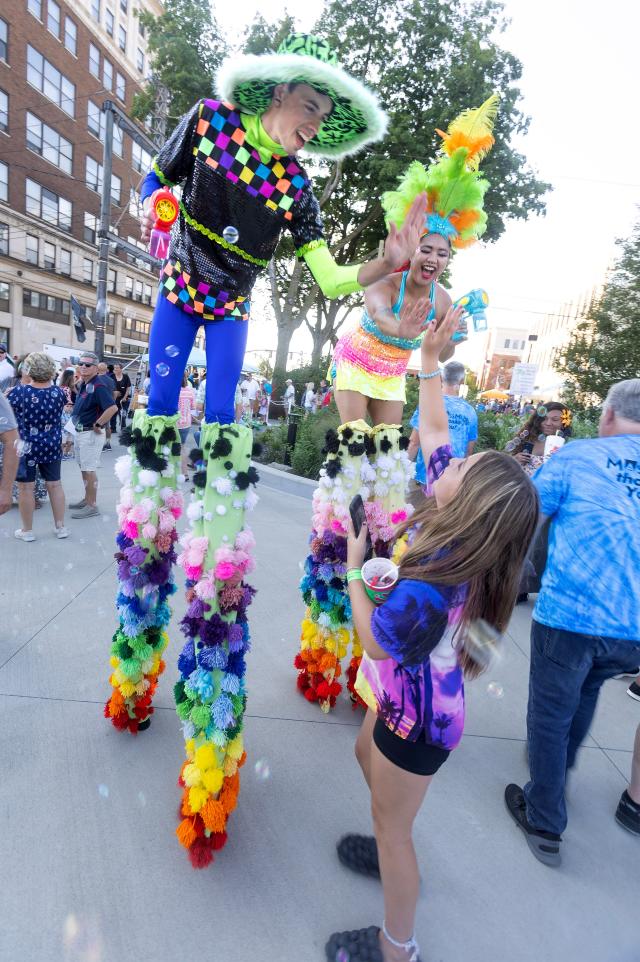 Massillon Museum's 2023 Island Party draws hundreds to downtown