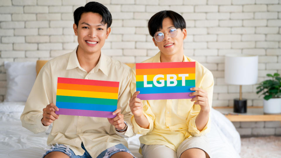 LGBTQ Housing in Singapore: 5 Options for Gay Families (2023)