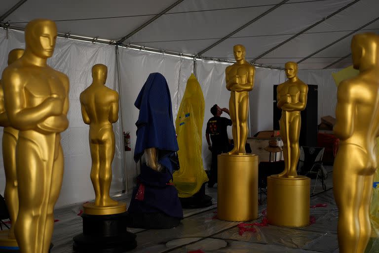 Ya comenzaron los preparativos para la ceremonia de los Premios Oscar en el Dolby Theatre de Los Ángeles