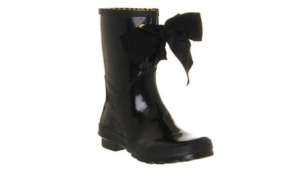 <a href="http://www.office.co.uk/view/product/office_catalog/2,10/4756500618" rel="nofollow noopener" target="_blank" data-ylk="slk:Joules' Millie Welly black rubber;elm:context_link;itc:0;sec:content-canvas" class="link ">Joules' Millie Welly black rubber</a>, £33.00