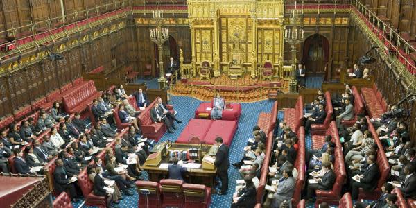 Parlamento de Reino Unido: cajas de botín y apuestas son lo mismo