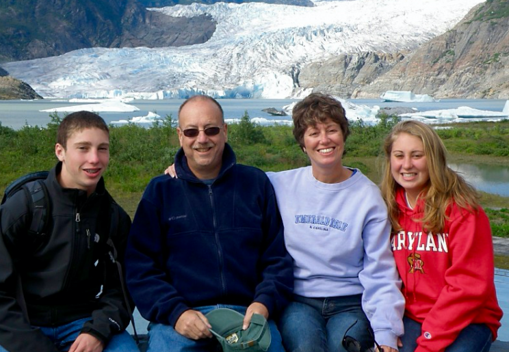 Drew Gintis, left, and his family (Courtesy of the Gintis family)