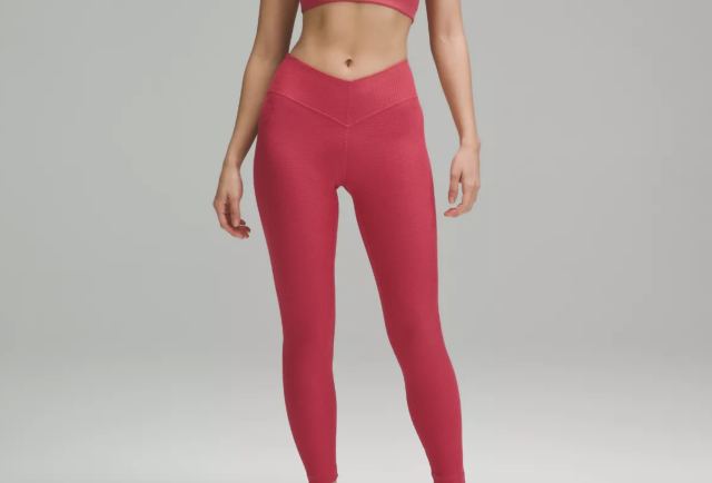 Amplify Legging - Sangria in 2024  Leggings outfit casual, Red leggings  outfit, Outfits with leggings