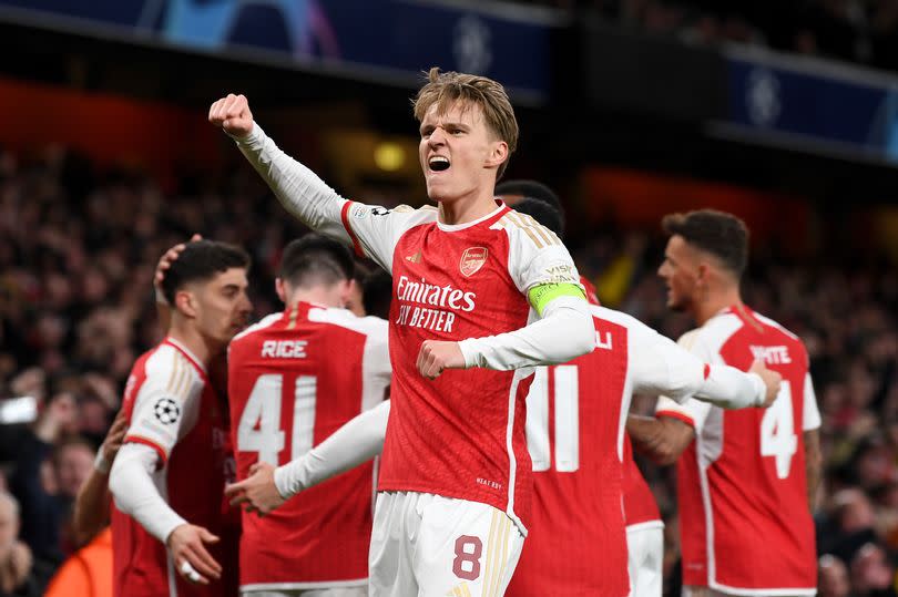 Arsenal players celebrate vs Bayern Munich