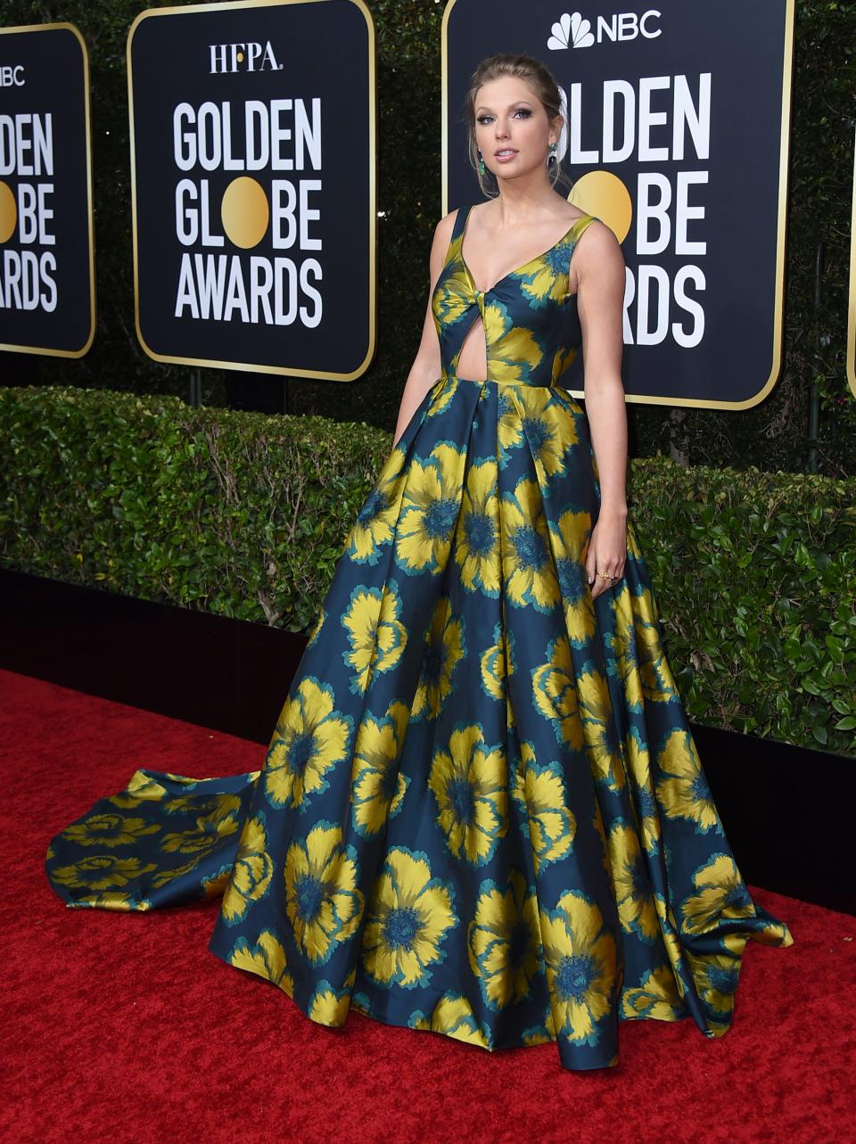 Taylor Swift at the 2020 Golden Globe Awards.