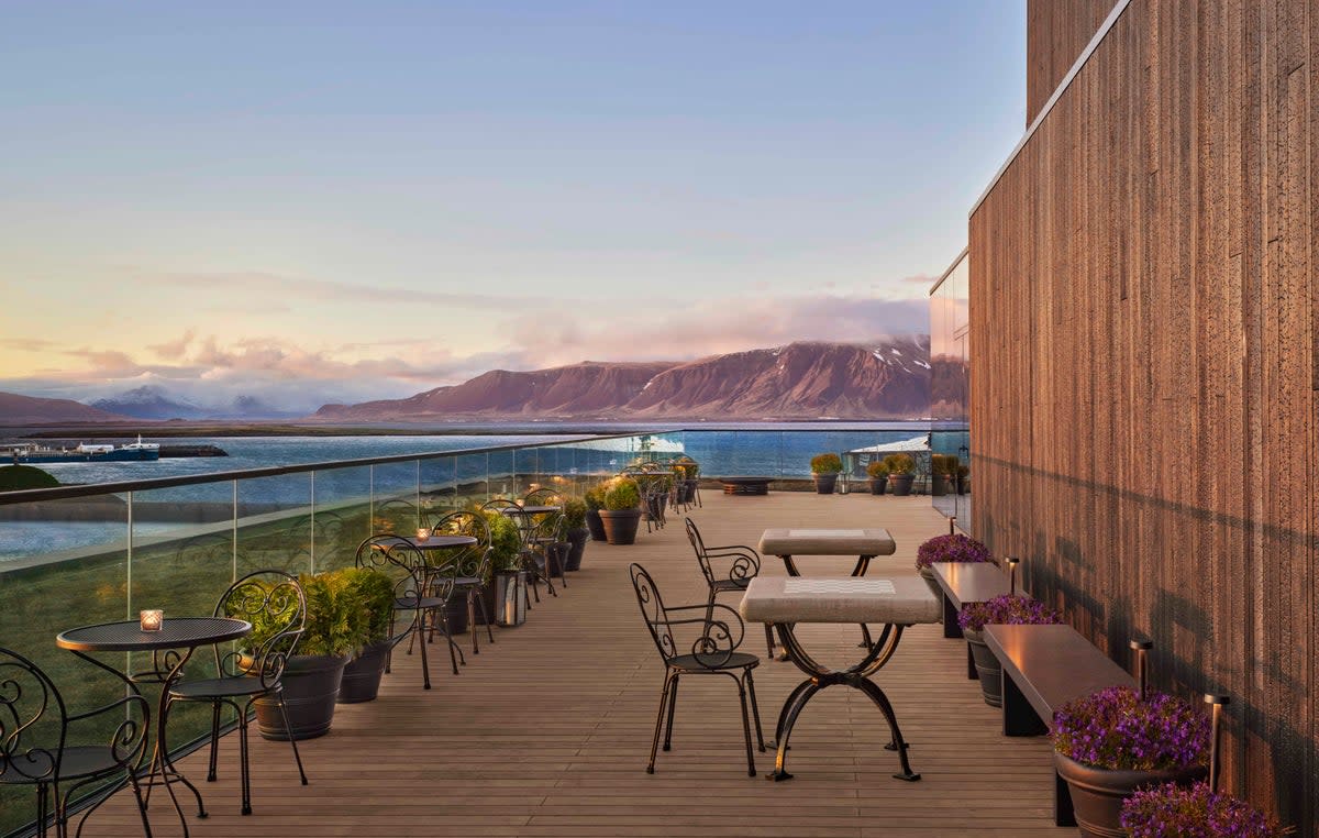 The ROOF in Reykjavik (Nikolas Koenig)