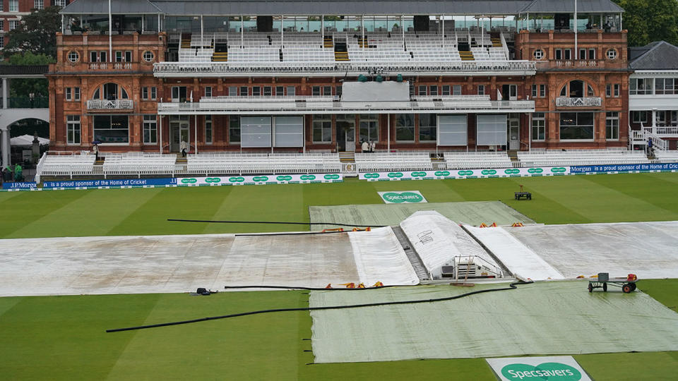 The covers remained on for most of the day. (Photo by Jed Leicester/Getty Images)