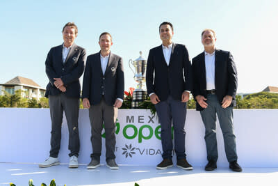 From left to right: Fernando Lemmen- Meyer, Presidente de la Federación Mexicana de Golf; Benjamín Salinas Sada, Vicepresidente del Consejo de Administración de Grupo Salinas; Iván Chávez, Vicepresidente Ejecutivo de Grupo Vidanta; y John Norris, Vicepresidente Senior de Tournament Business Affairs del PGA TOUR