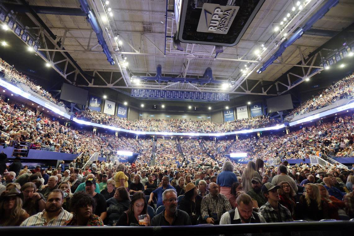 Fans pack a sold out Rupp Arena for the Kentucky Rising benefit concert in Lexington, Ky., Tuesday, Oct. 11, 2022. (Photo by James Crisp)