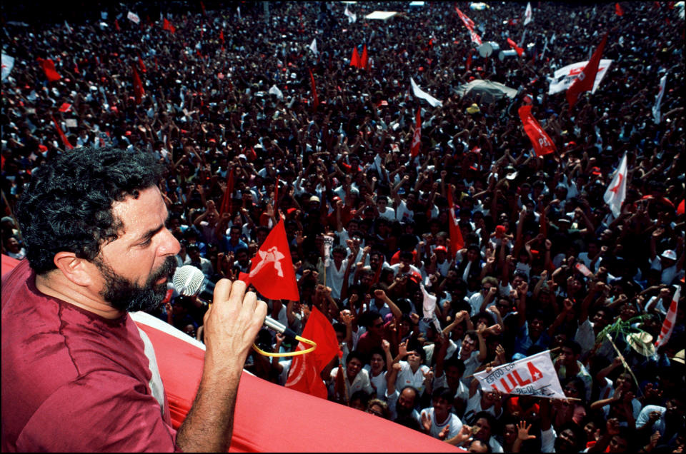 Lula at an event in Sao Bernardo Do Campo during his 1989 presidential campaign.<span class="copyright">Antonio Ribeiro—Gamma-Rapho/Getty Images</span>