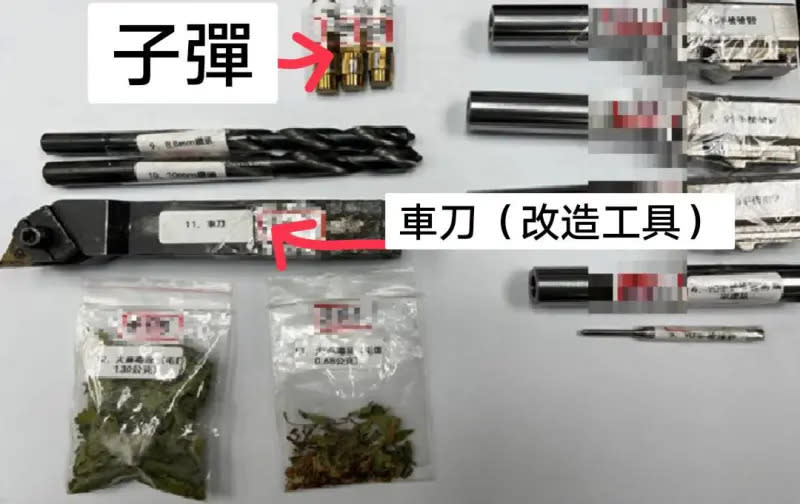 ▲楊姓員工利用他10多年的工作專業技術，工作之餘加工製作槍械零組（圖/記者鄧力軍翻攝）