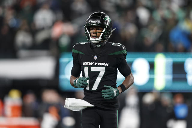 Fantasy Football Week 17 Start 'Em & Sit 'Em Quarterbacks: Justin Fields,  Kirk Cousins fine finals options 