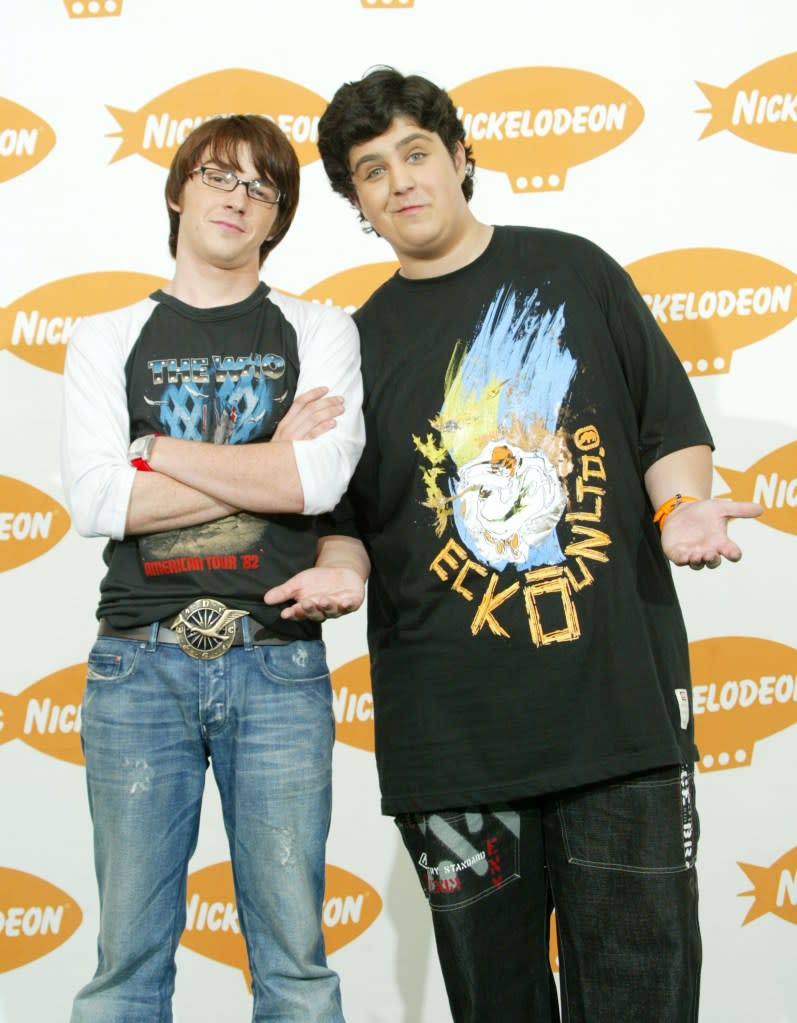 Drake Bell and Josh Peck pose backstage during Nickelodeon’s 17th Annual Kids’ Choice Awards at Pauley Pavilion on the campus of UCLA, April 3, 2004. Getty Images