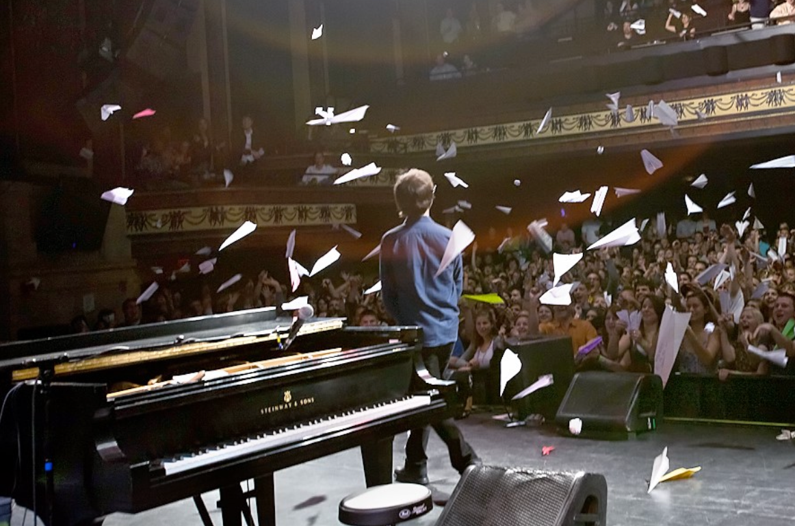 Ben Folds brings his Paper Airplane Request Tour to closing night of the Dollar Bank Three Rivers Arts Festival in Pittsburgh.