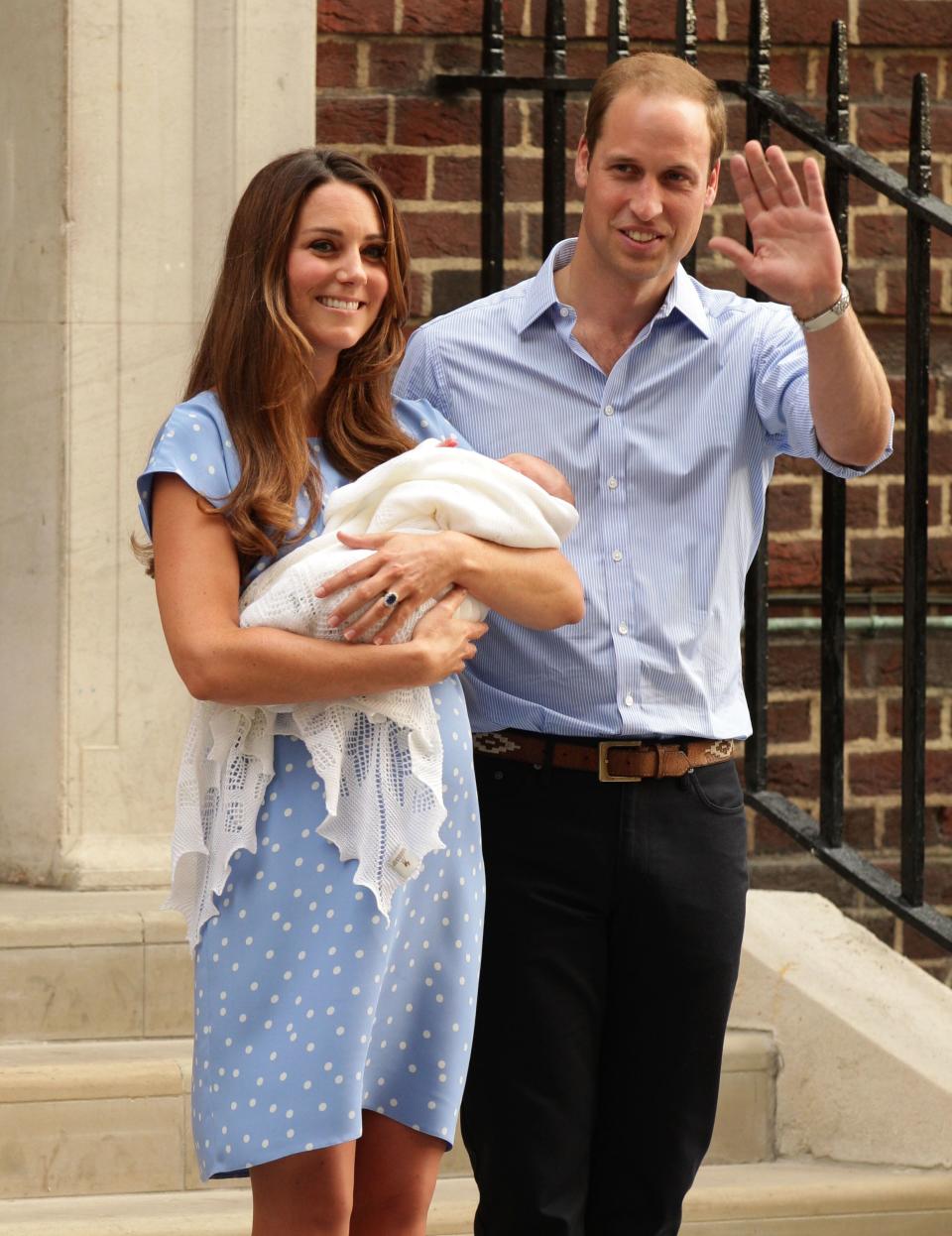 The Duke and Duchess of Cambridge pose outside the Lindo Wing of St. Mary's Hospital, in London, with their newborn son. (Yui Mok - PA Images via Getty Images)