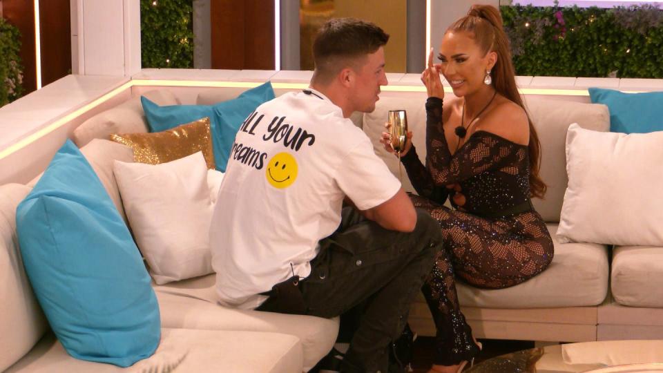 Mitch, Demi, Love Island All Stars, Day 4