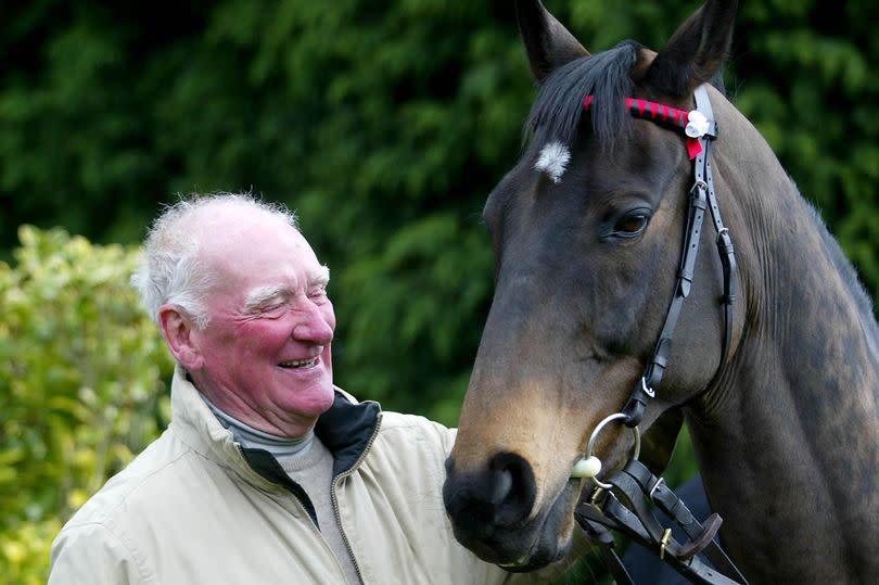 Ginger McCain with Grand National winner Amberleigh House