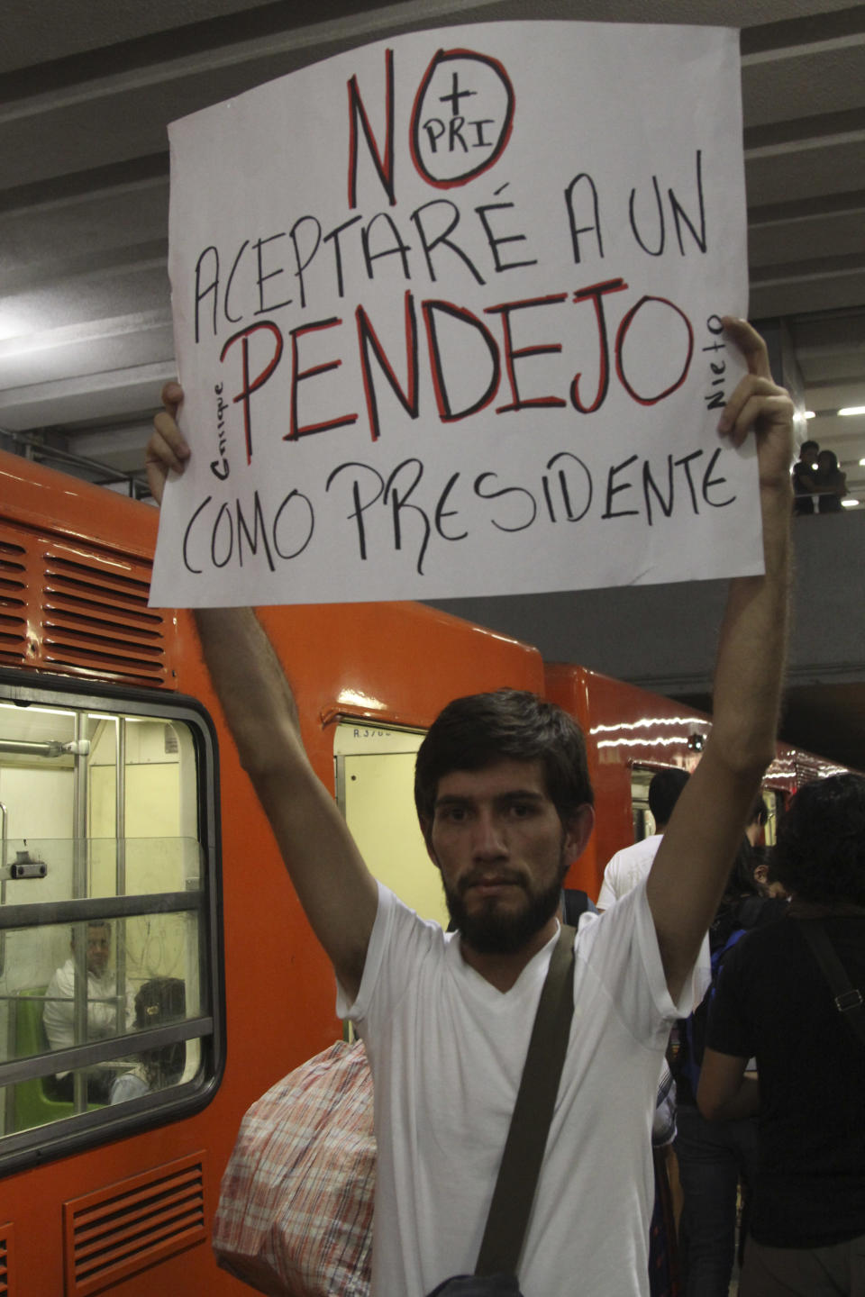 Estudiantes Manifestacion Metro Estela de Luz