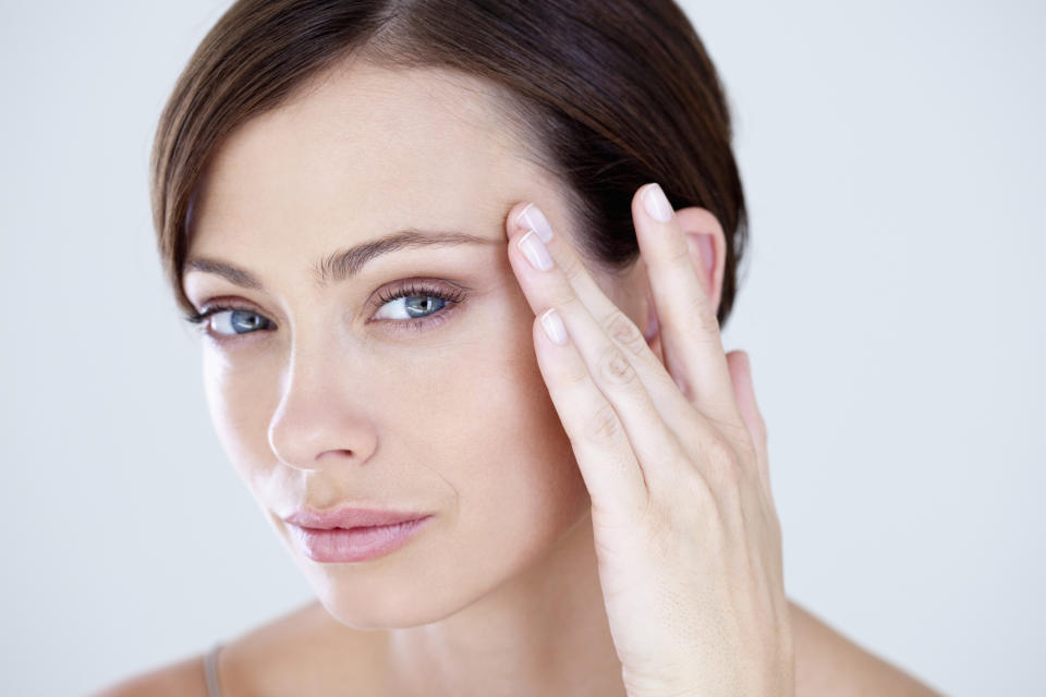 Bioderma's Eye Contour Gel helps reduce the look of puffiness under the eye. (Image via Getty Images)