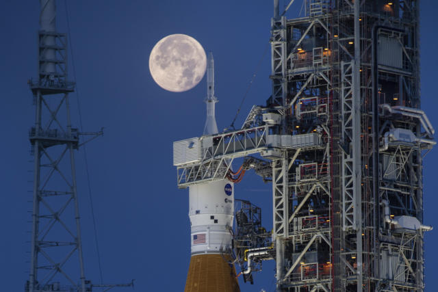 Qué es  Luna y cuándo llega a México?