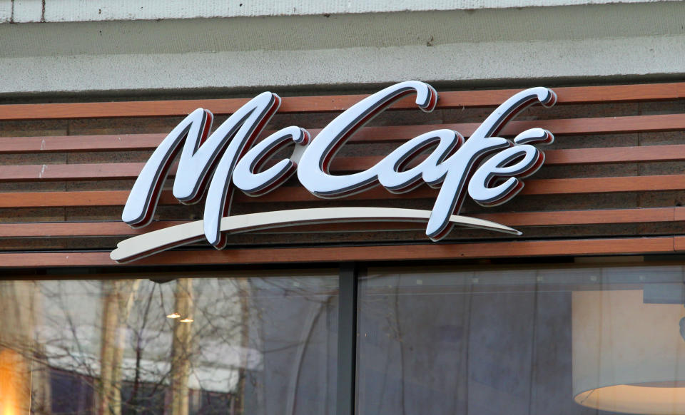 Mit neuen Getränken möchte McCafé Starbucks Konkurrenz machen. Das wird allerdings schwieriger als gedacht. (Bild: ddp)