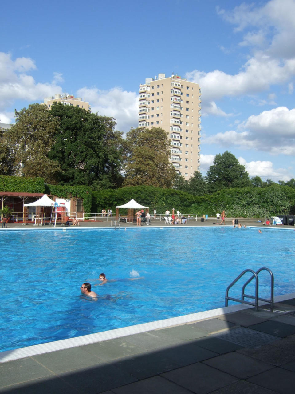 Pay a visit to Brockwell Lido