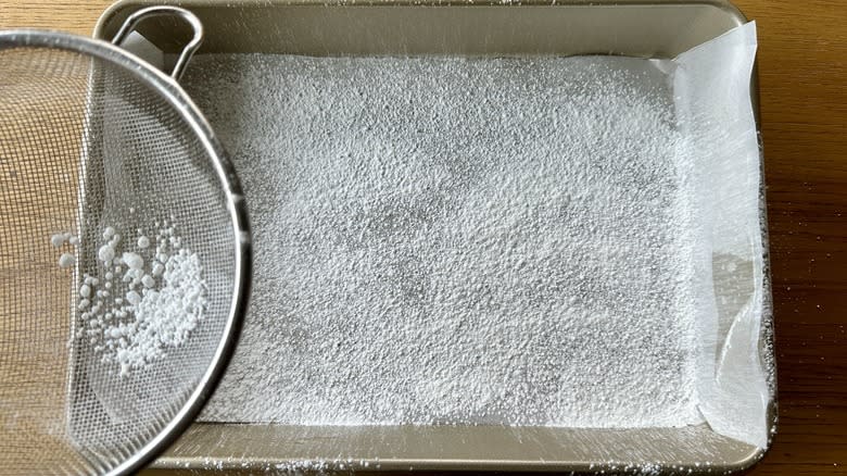 baking pan dusted with sugar