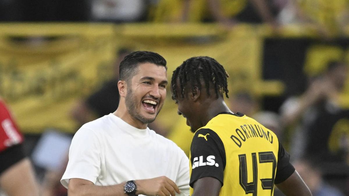 Gittens helps Dortmund to Bundesliga opener